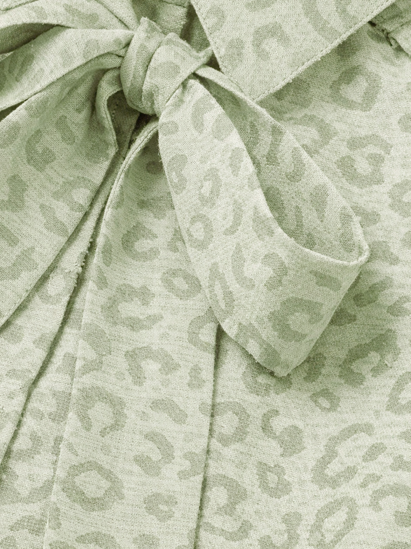 Pragues Leopard Blouse