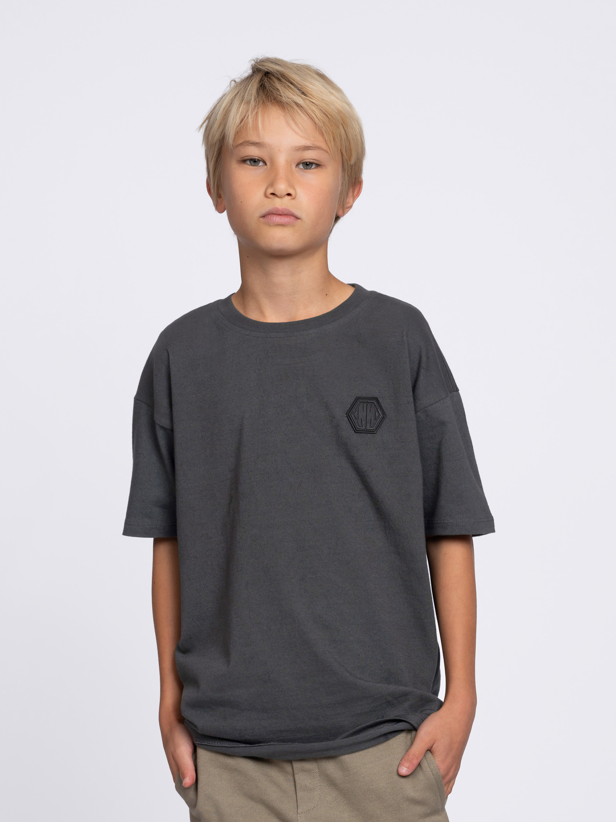 T-shirt with N&N logo patch