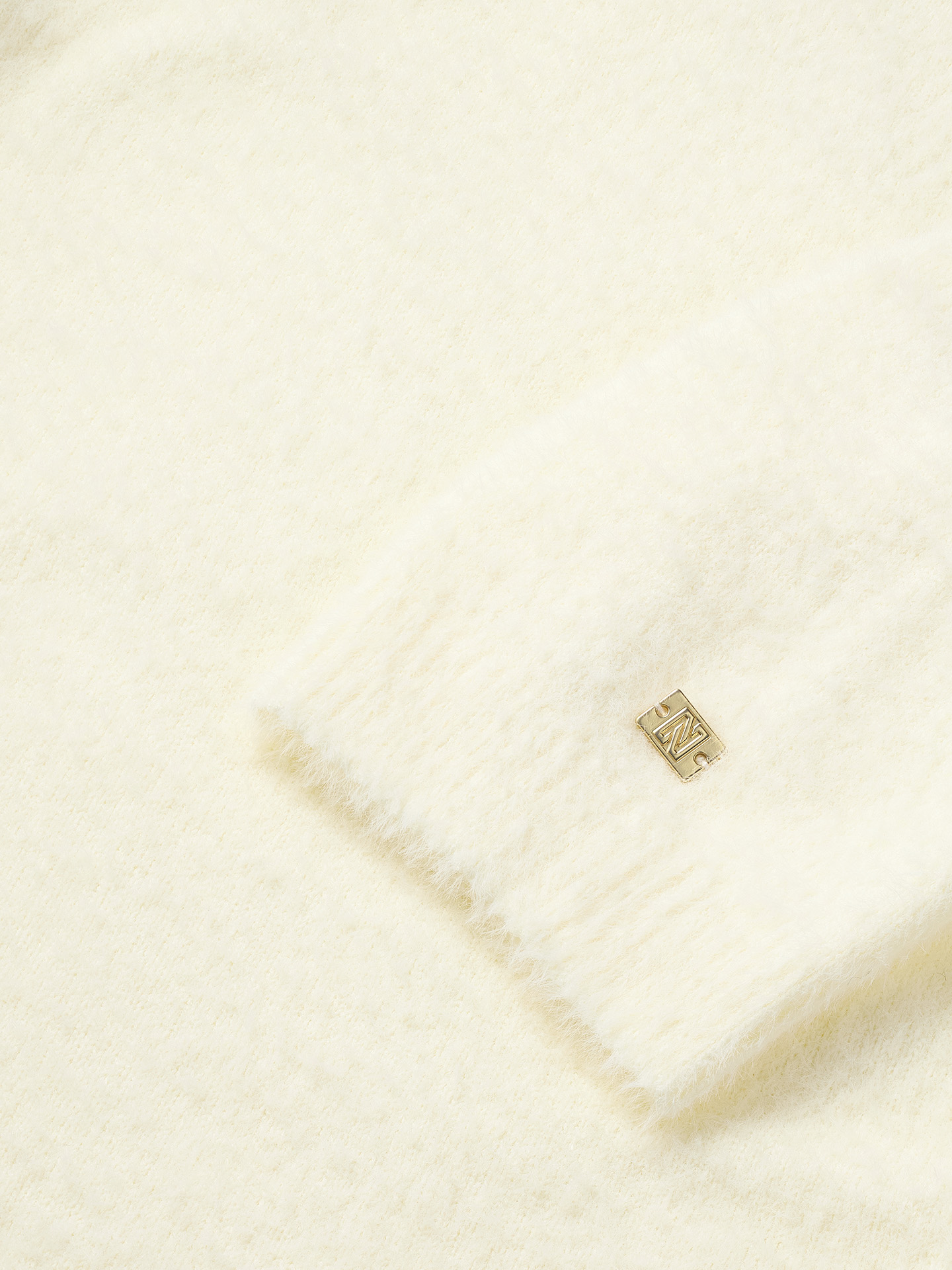 Fluffy top with turtleneck