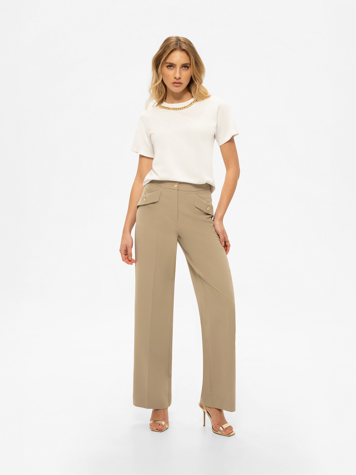 Pantalon met knoopdetails