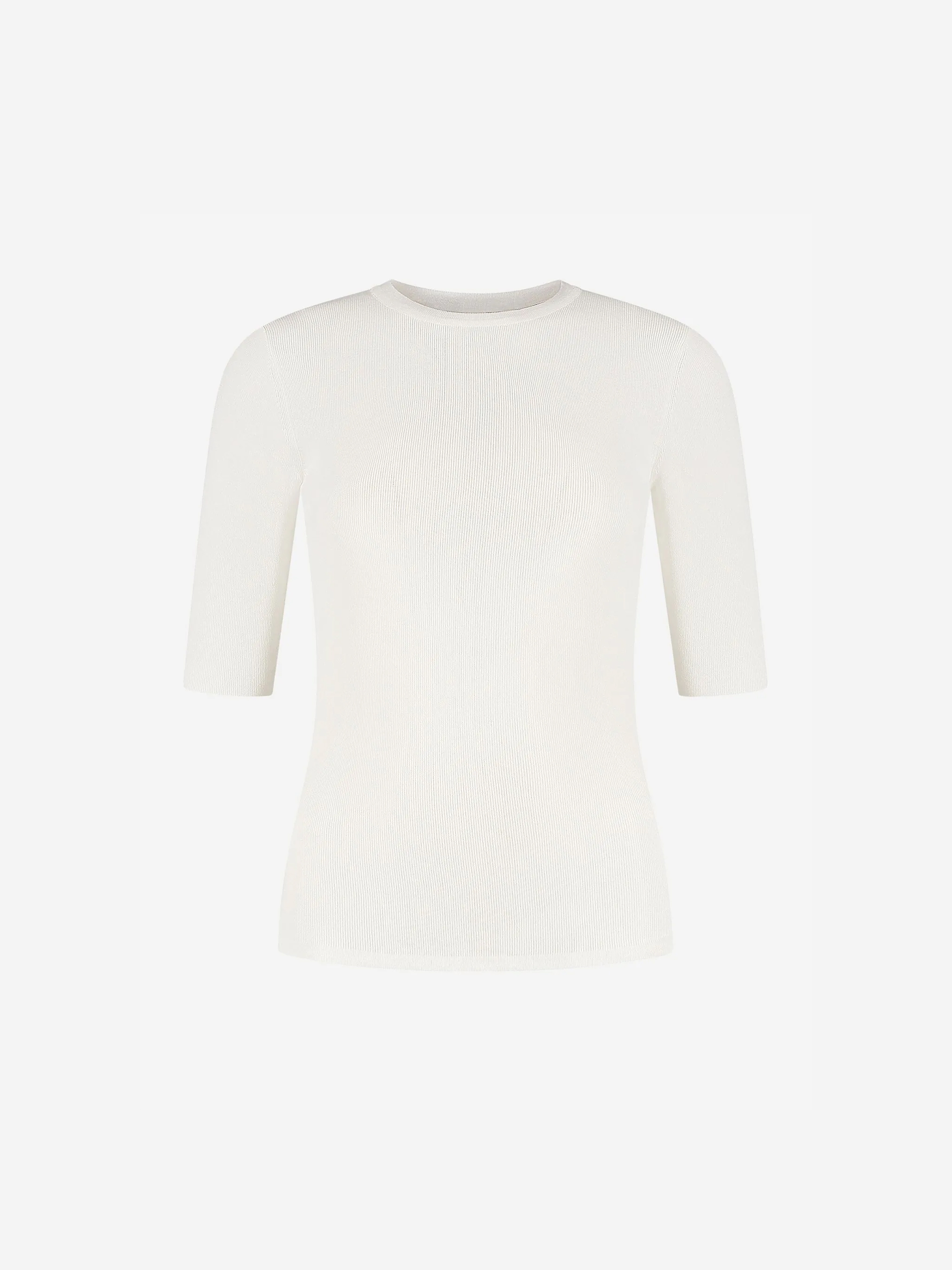 Fitted top with three-quarter sleeves