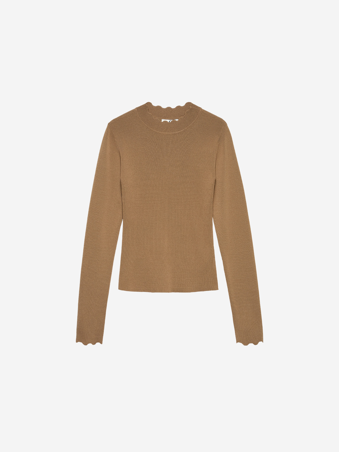 Top with scalloped hem