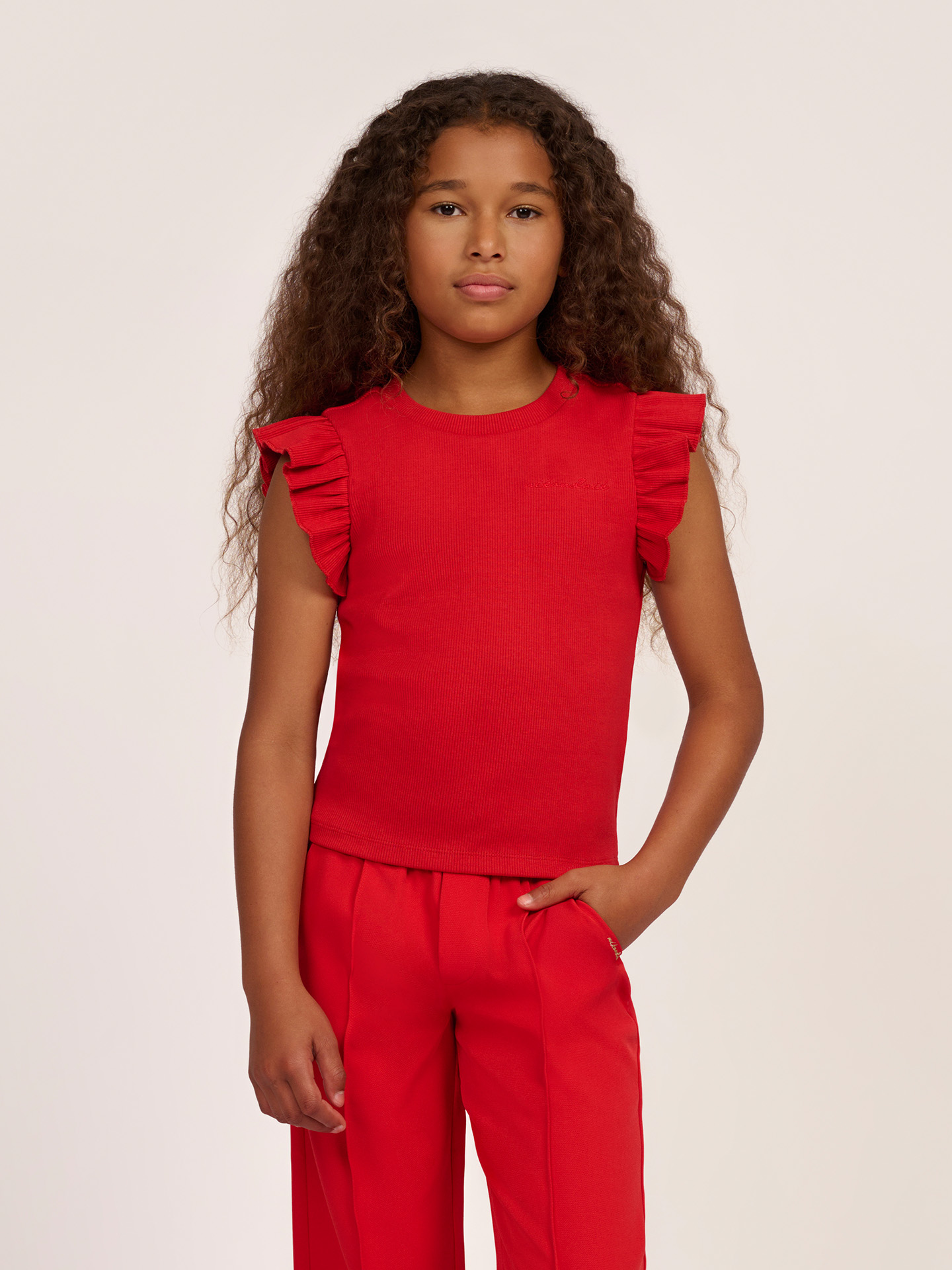 Ribbed top with ruffles