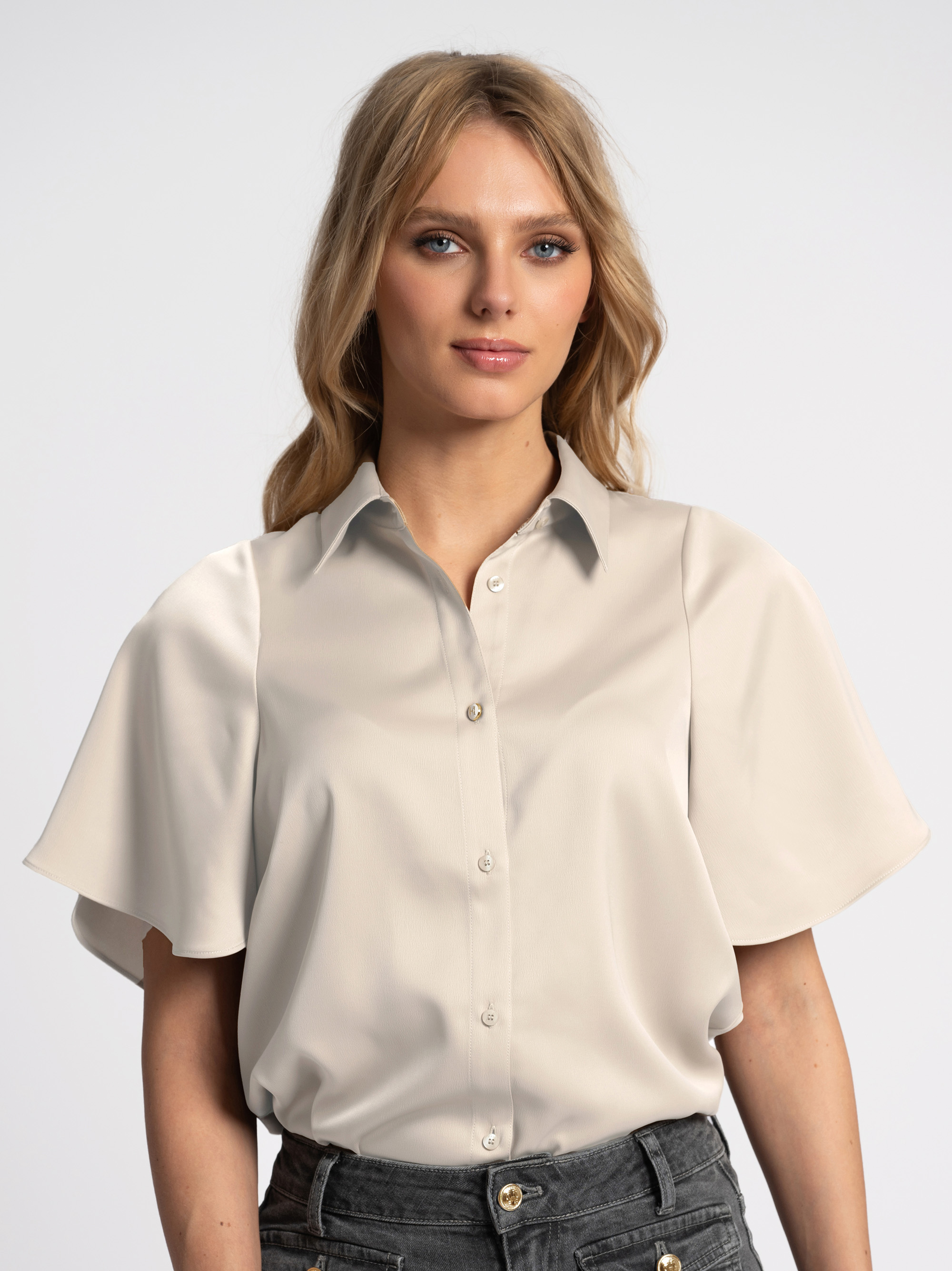 Blouse with wide split sleeves