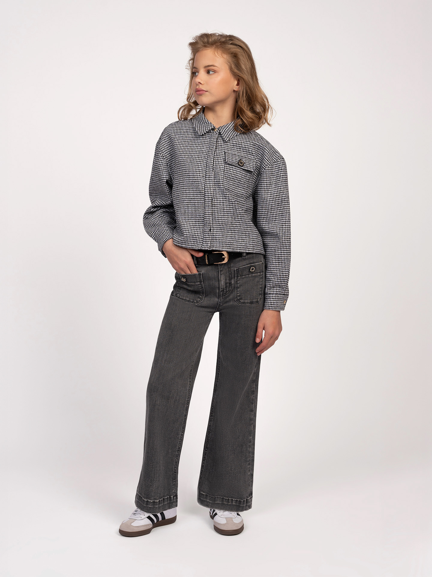Jeans with button detail