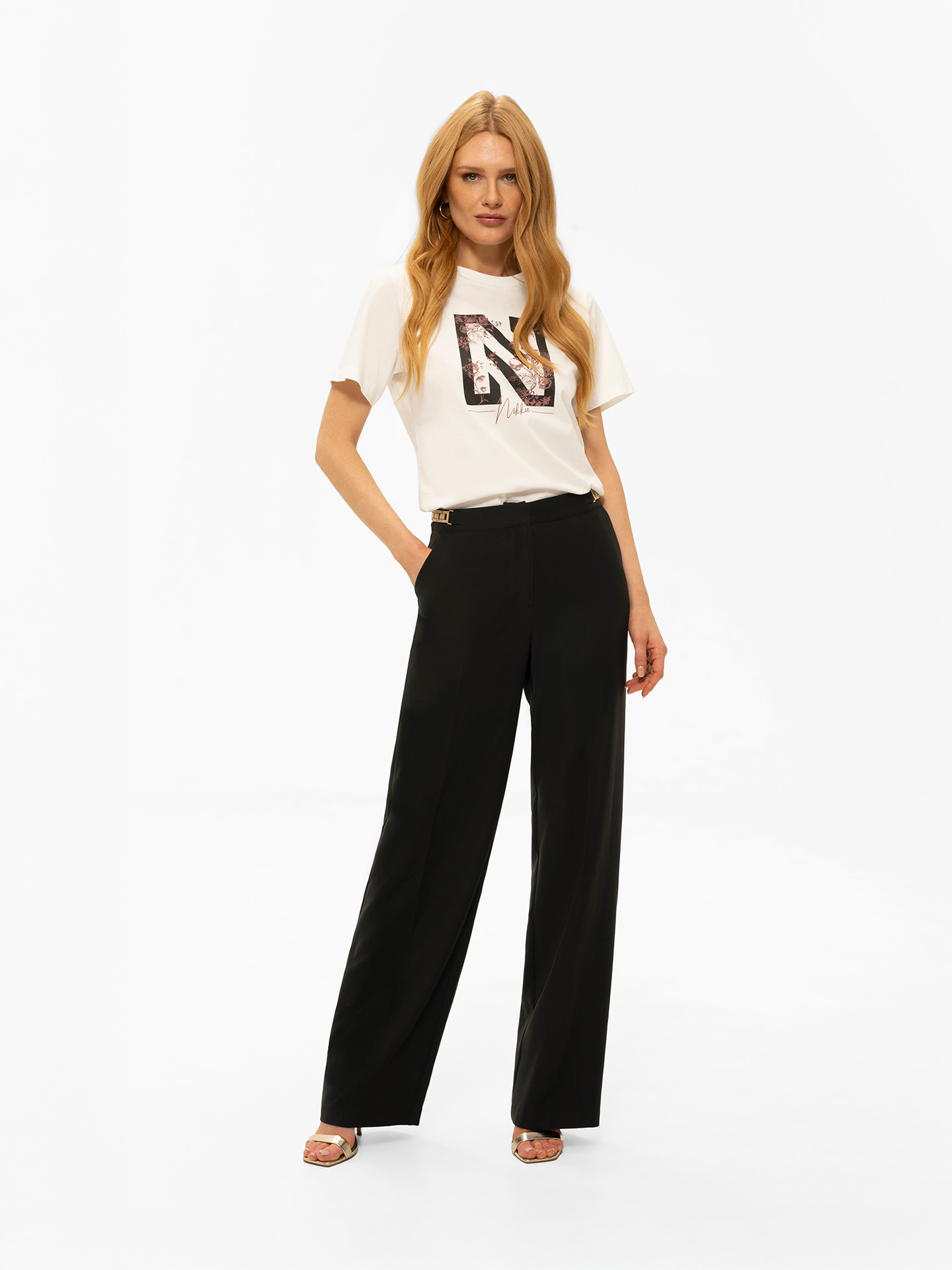 Pants with chain detail