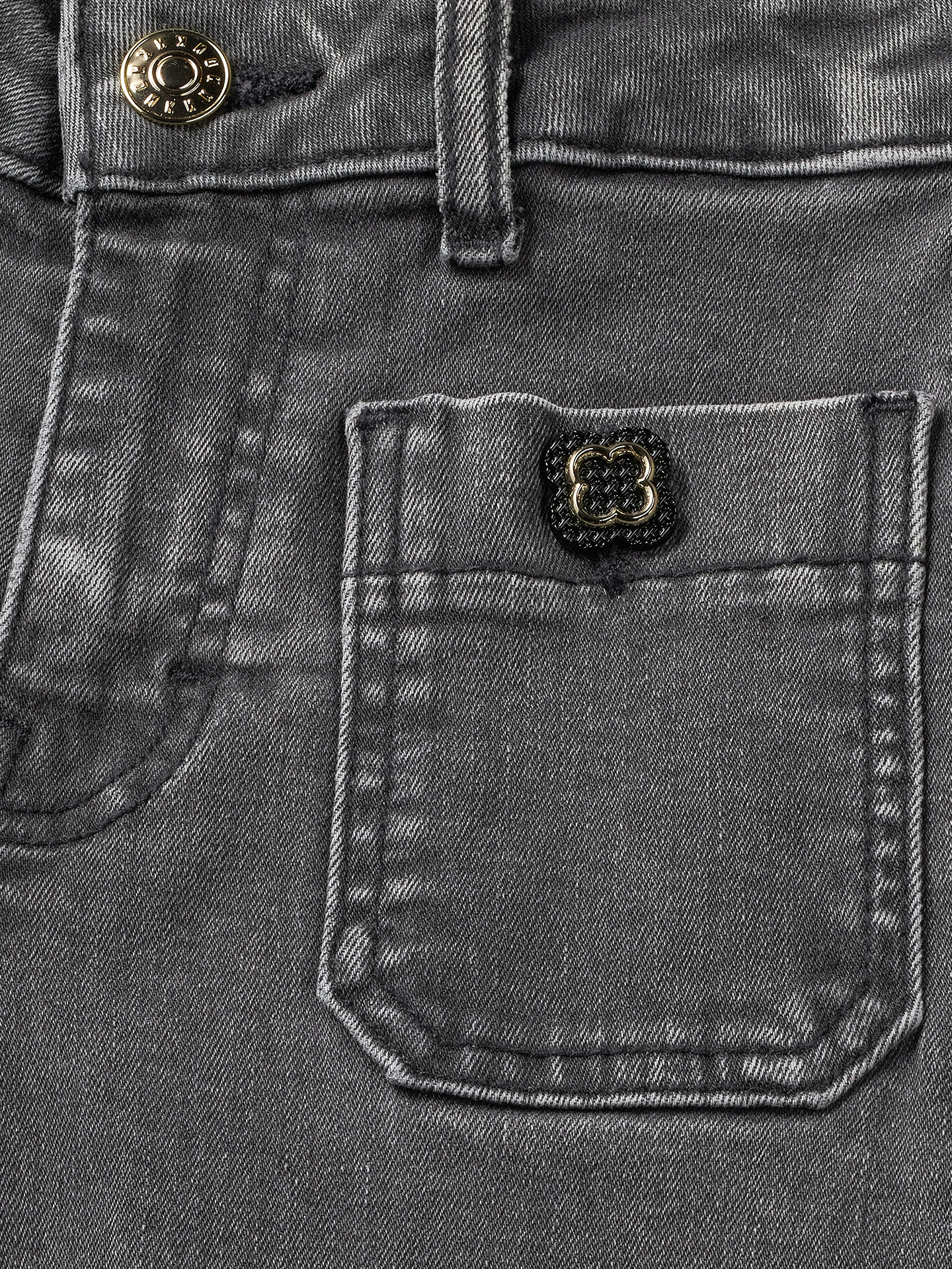 Kary Jeans