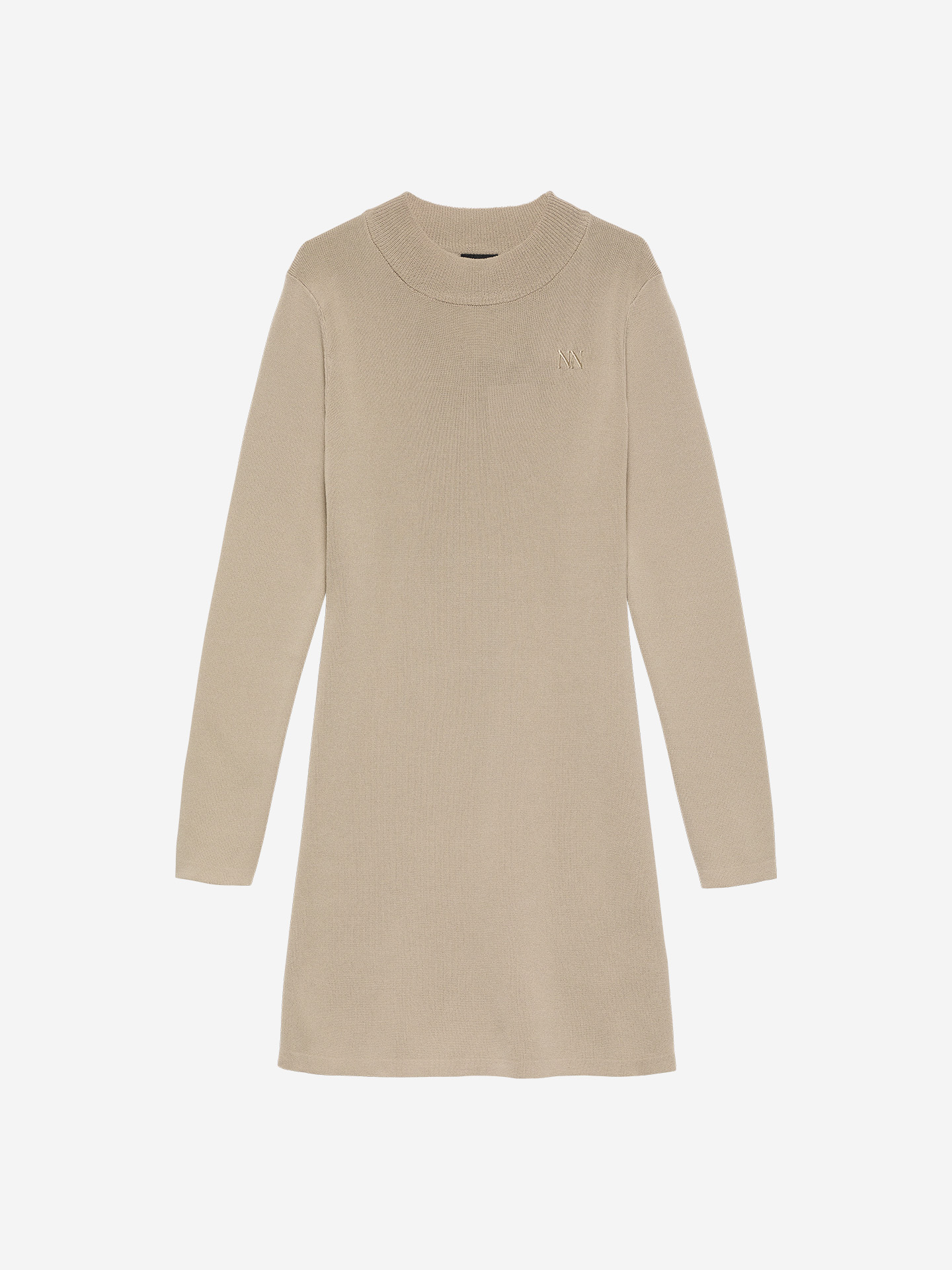 Knitted dress with long sleeves