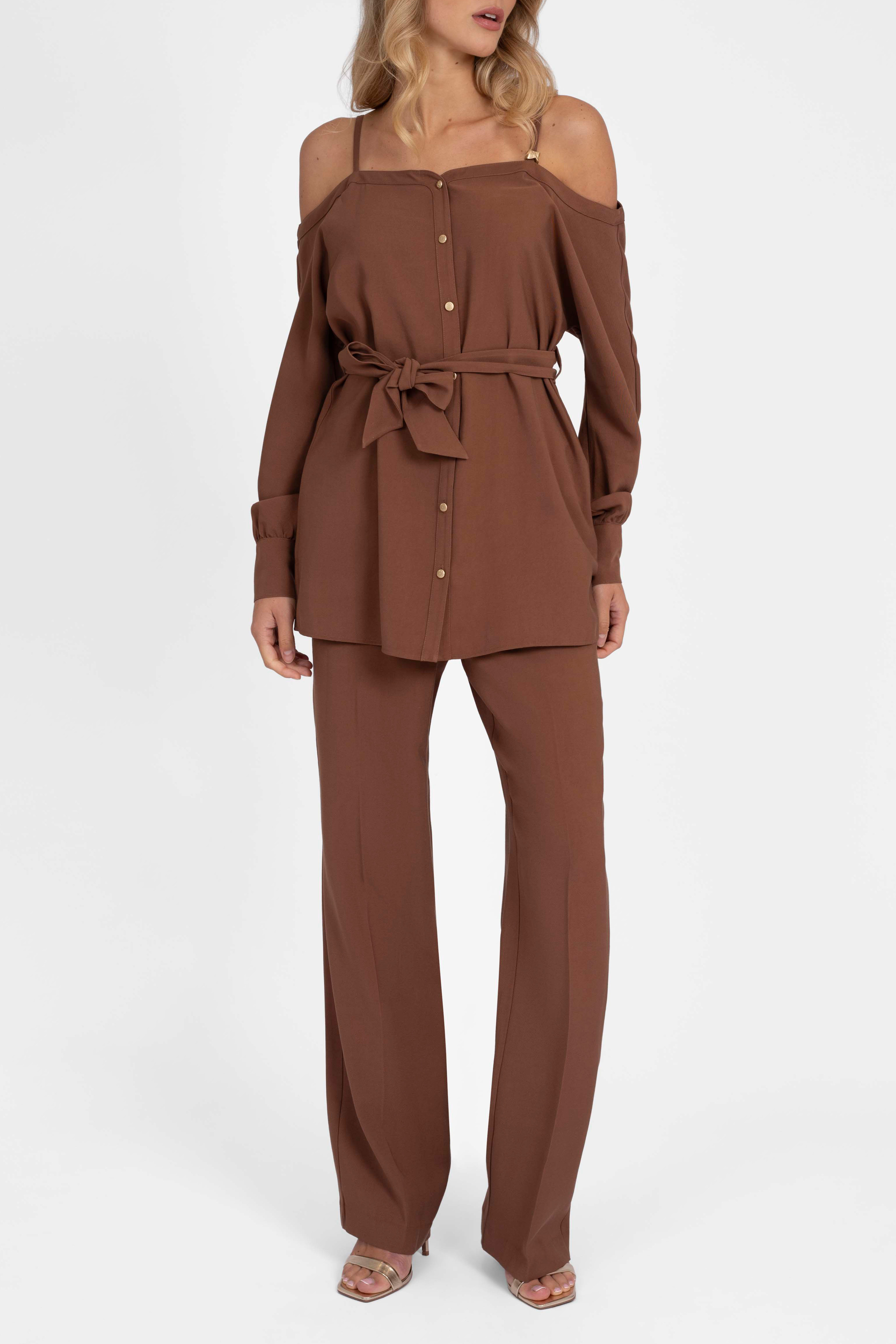 Pants with elastic waistband