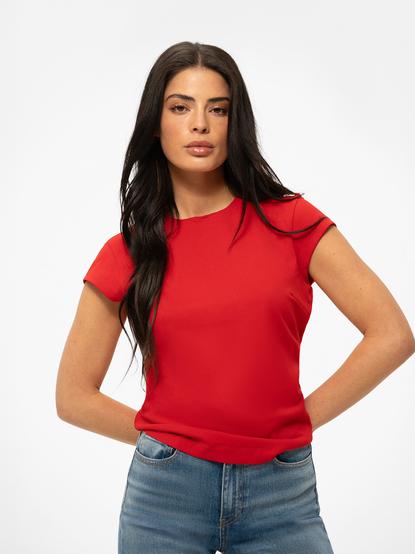 Top met ketting detail