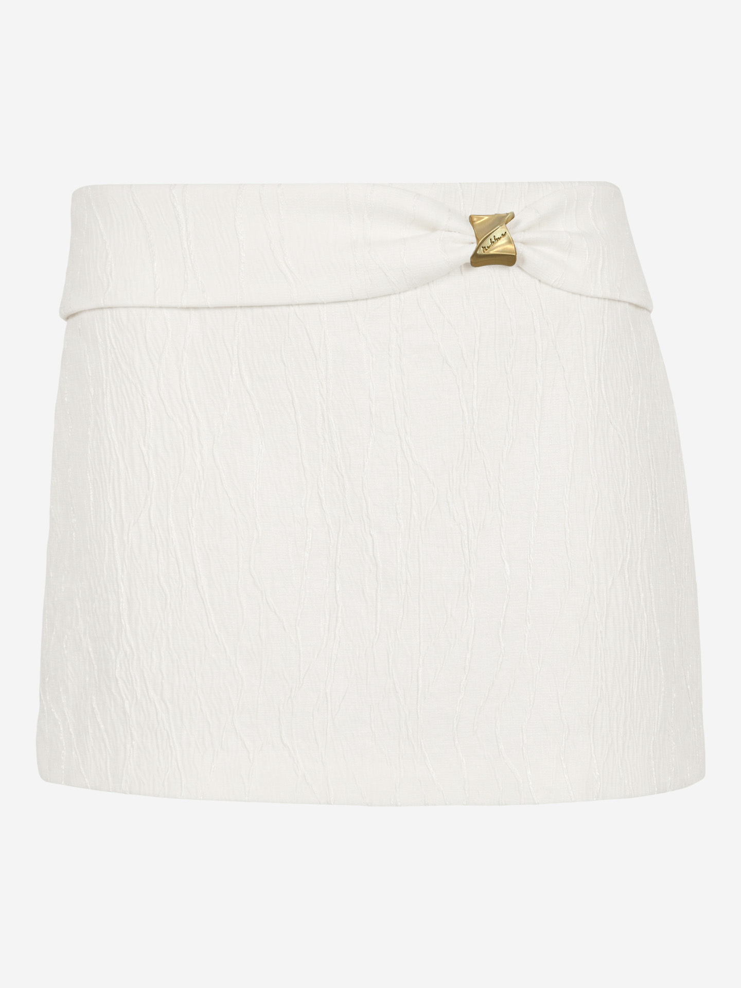 Skirt with relief pattern