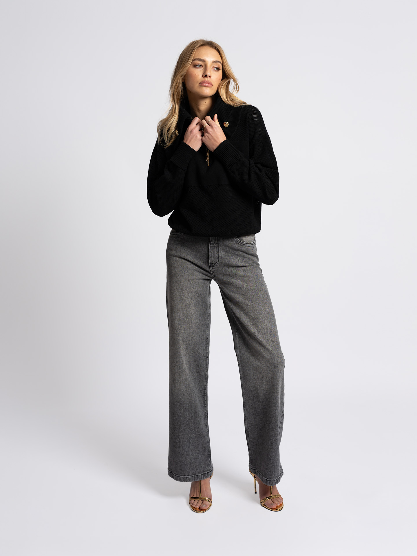 Jeans with chain detail