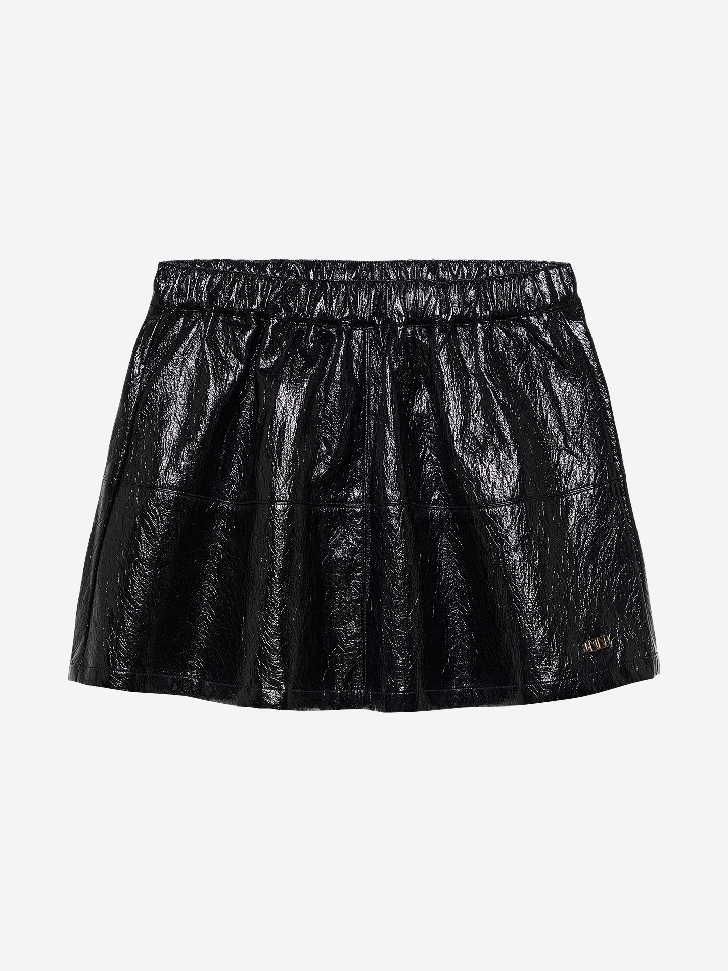 A-line skirt with a wrinkled structure