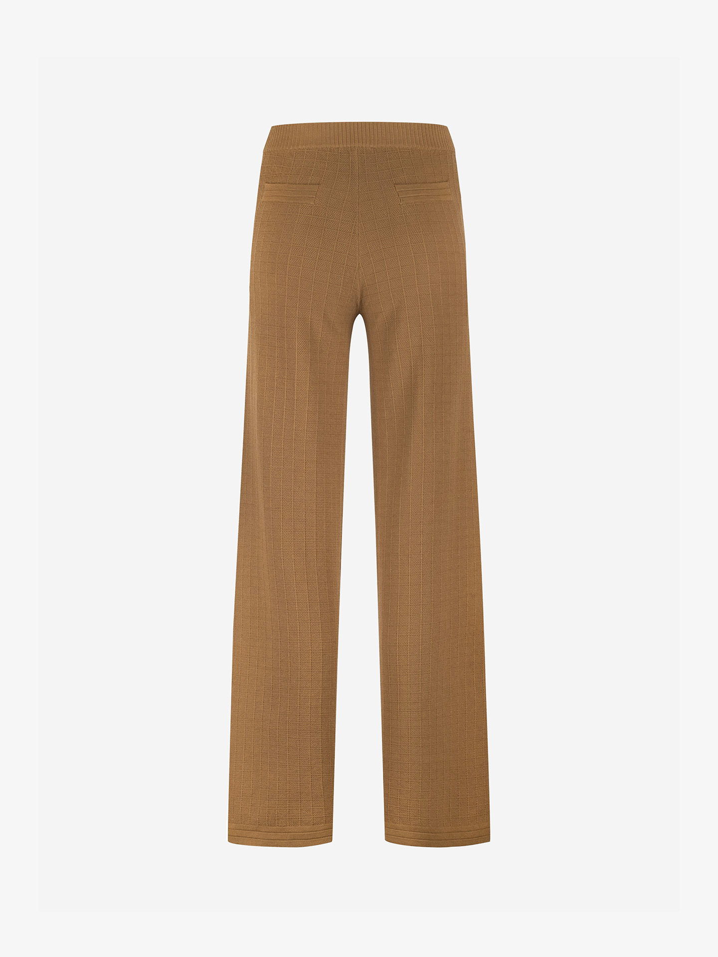 Knitted pants with diamond structure