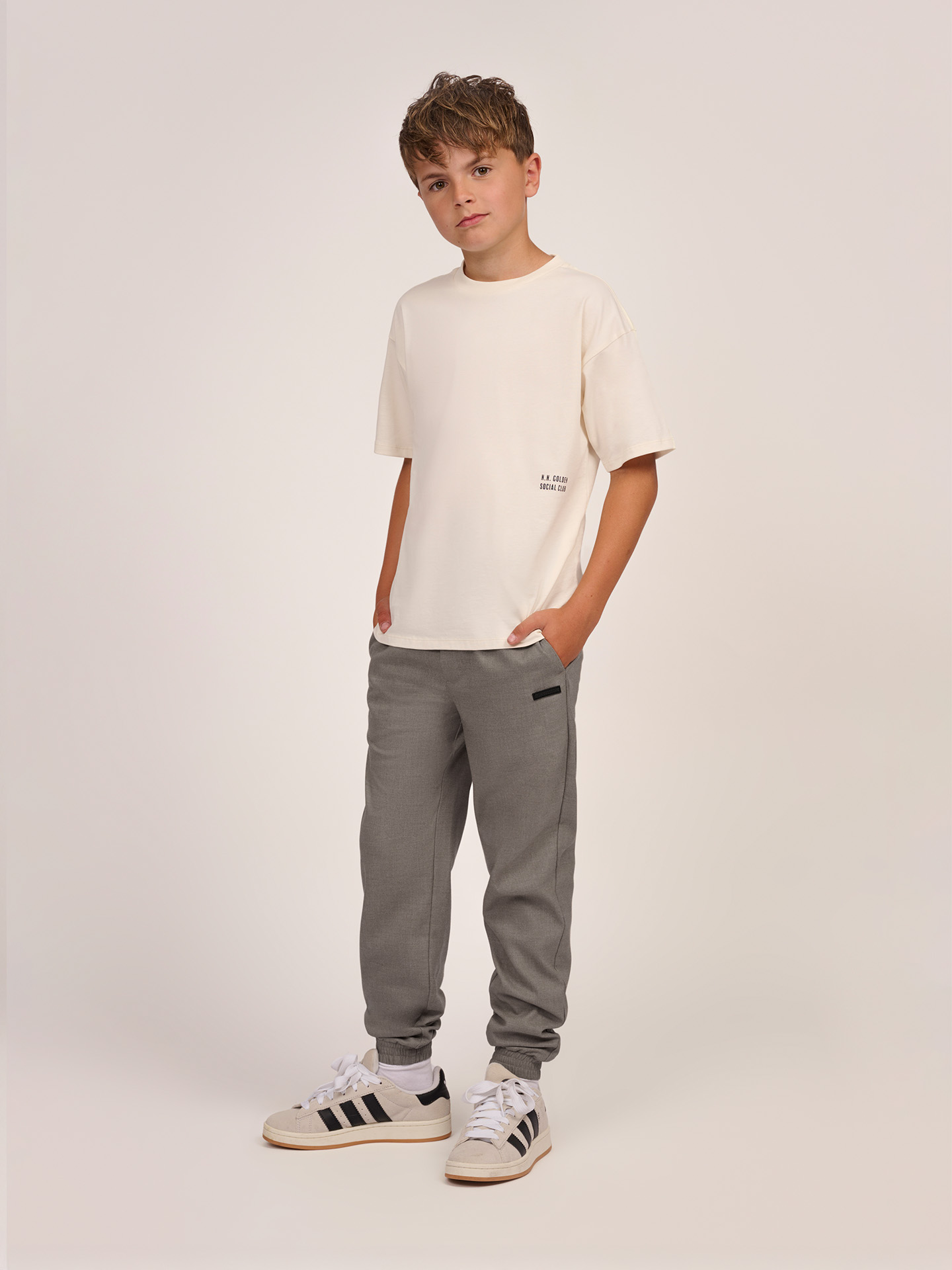 Sweatpants with drawstring