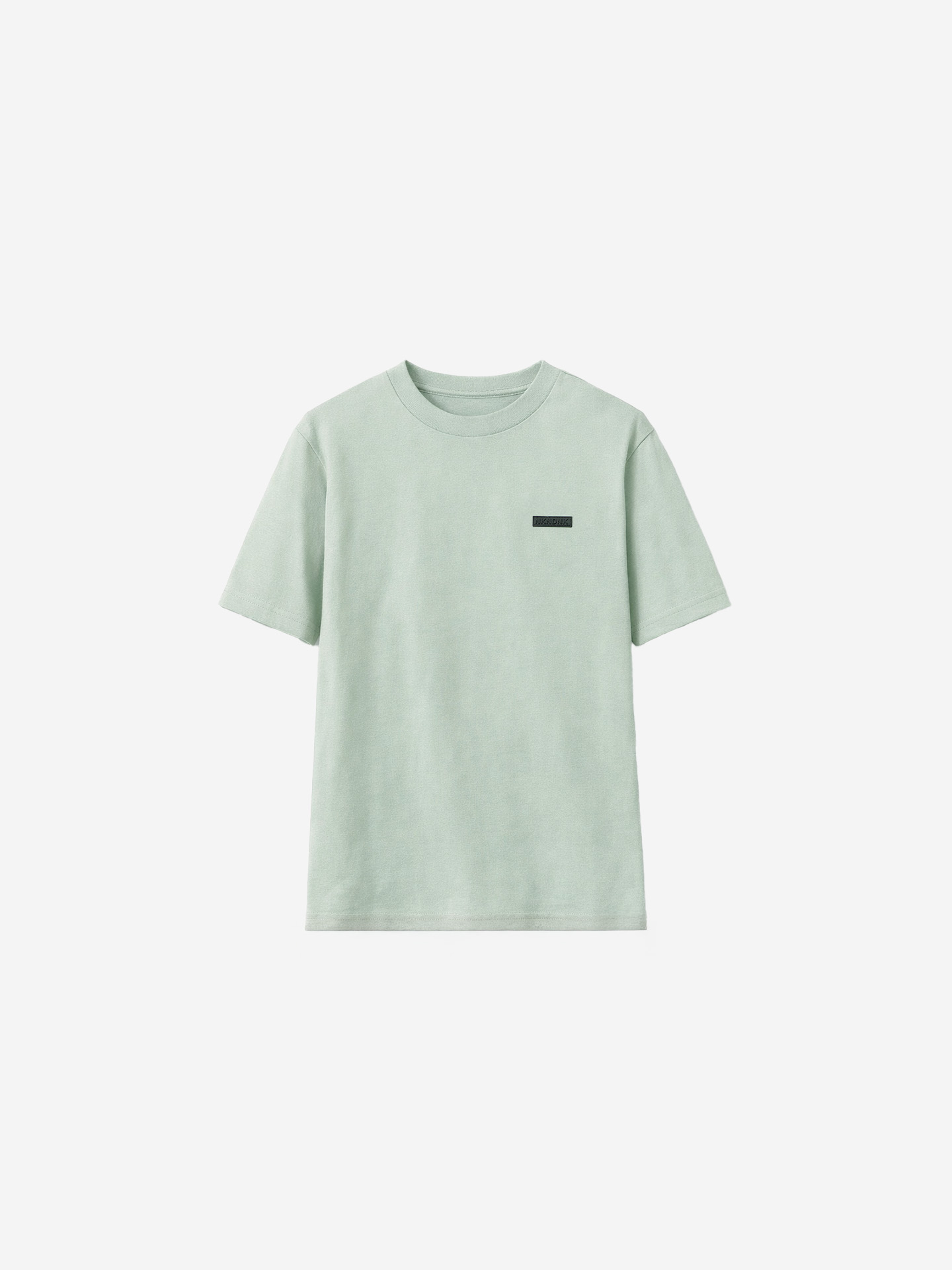 Basic T-shirt with logo patch