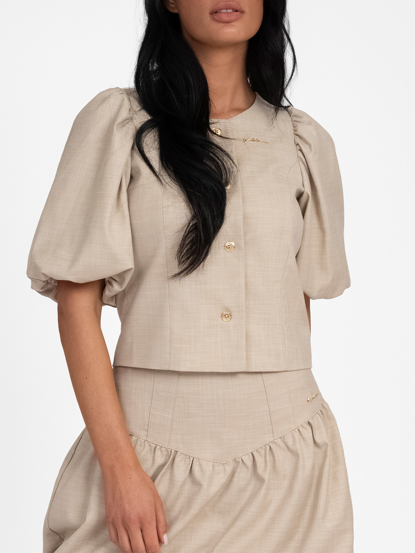 Korte top met pofmouwen