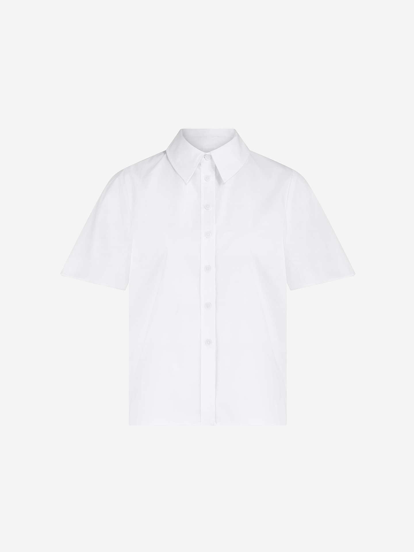 Classic blouse with short sleeves