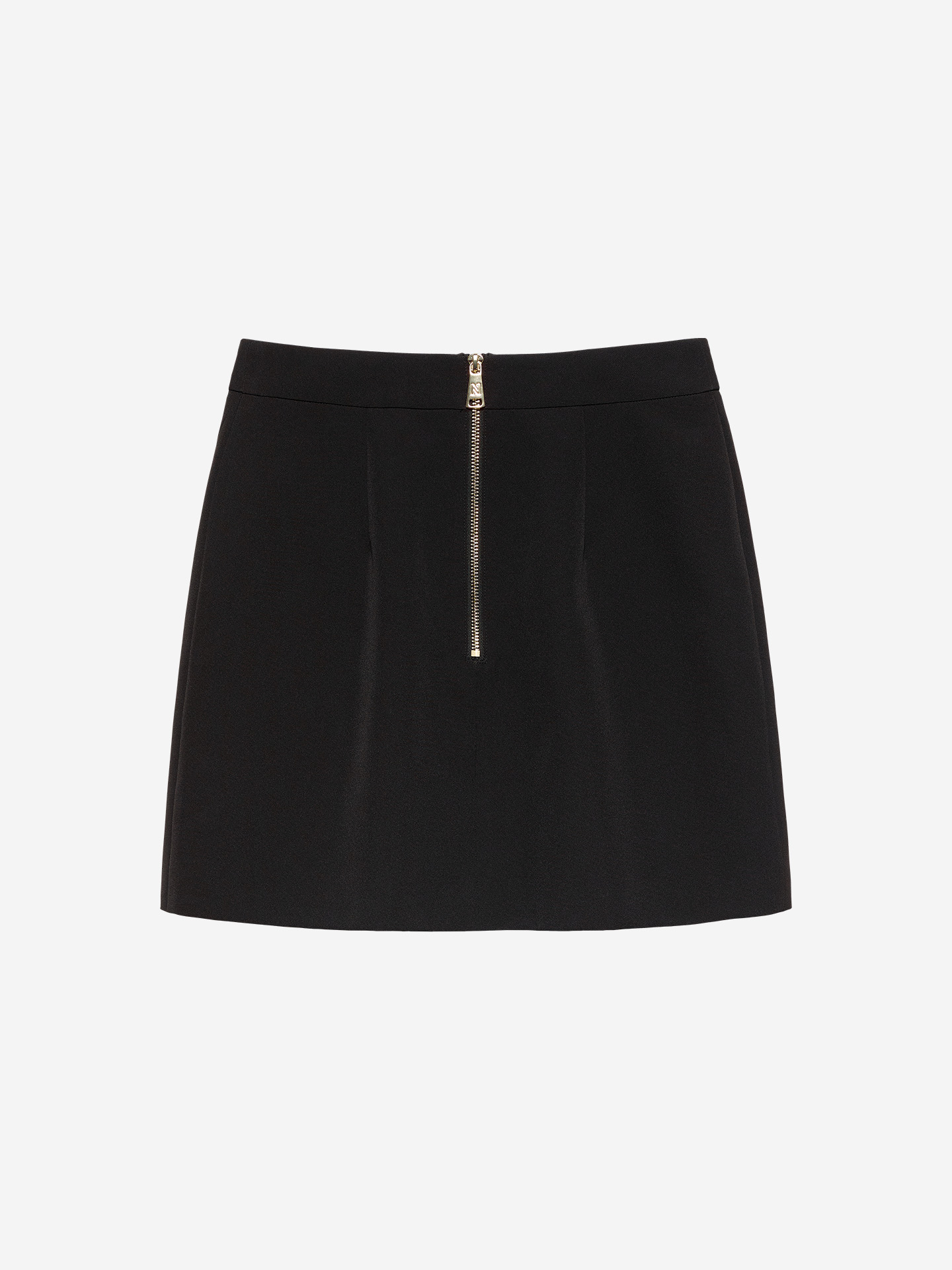 Skirt with button details