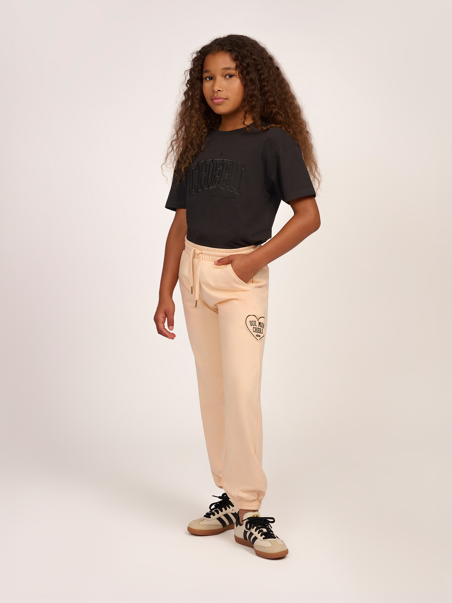 Jogging pants with embroidered logo